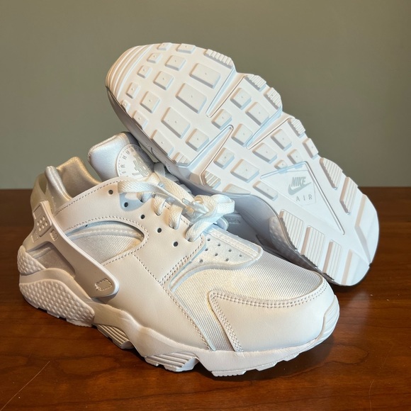 womens white huraches